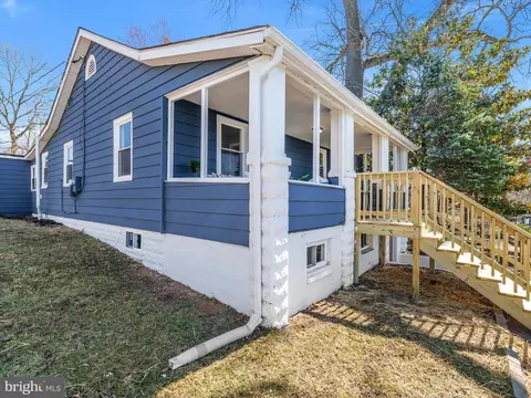 Exterior - 7704 Edgewood Ave, Pasadena, MD 21122 photo 7 of 13