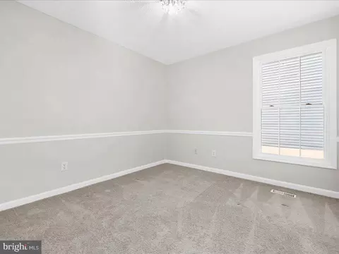 8081 Escalon Ave, Pasadena, MD 21122 photo 16