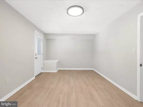 8081 Escalon Ave, Pasadena, MD 21122 photo 33
