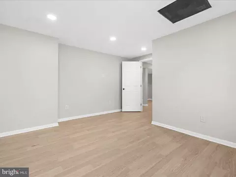 8081 Escalon Ave, Pasadena, MD 21122 photo 21