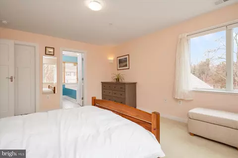 Bedroom - 169 E Bay View Dr, Annapolis, MD 21403 photo 4 of 4