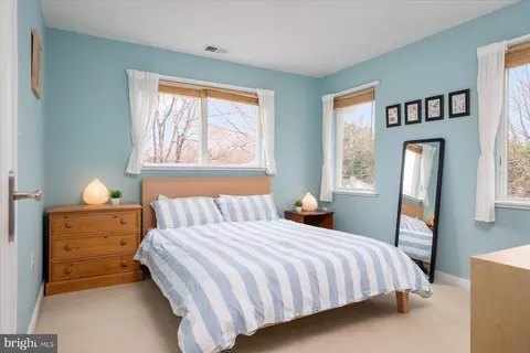 Bedroom - 169 E Bay View Dr, Annapolis, MD 21403 photo 1 of 4