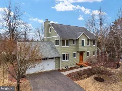 Exterior - 169 E Bay View Dr, Annapolis, MD 21403 photo 5 of 13