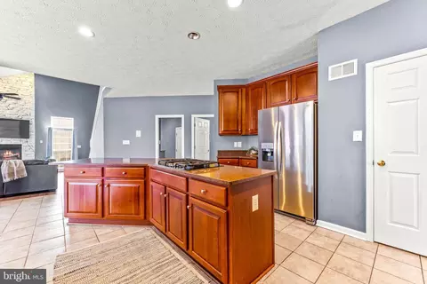 Kitchen - 1717 Maco Dr, Hanover, MD 21076 photo 6 of 8