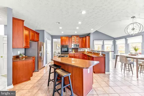 Kitchen - 1717 Maco Dr, Hanover, MD 21076 photo 2 of 8