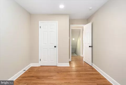 Entry Way - 240 Carroll Rd, Pasadena, MD 21122 photo 1 of 1
