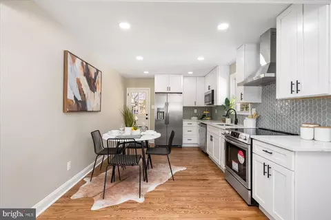 Kitchen - 240 Carroll Rd, Pasadena, MD 21122 photo 3 of 5