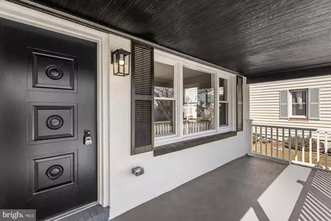 Exterior - 240 Carroll Rd, Pasadena, MD 21122 photo 2 of 4