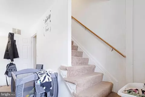 Entry Way - 8219 Stewarton Ct, Severn, MD 21144 photo 5 of 6
