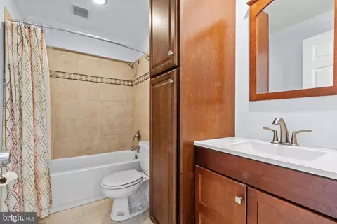 Bath - 7796 Catherine Ave, Pasadena, MD 21122 photo 3 of 3