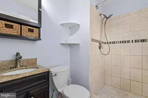 Bath - 7796 Catherine Ave, Pasadena, MD 21122 photo 2 of 3