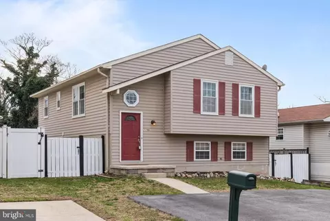 Exterior - 7796 Catherine Ave, Pasadena, MD 21122 photo 2 of 9