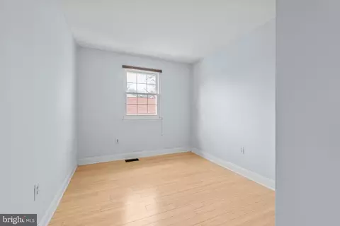 Bedroom - 7796 Catherine Ave, Pasadena, MD 21122 photo 3 of 4