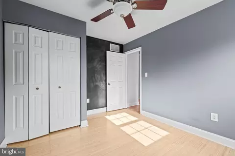 Bedroom - 7796 Catherine Ave, Pasadena, MD 21122 photo 1 of 4
