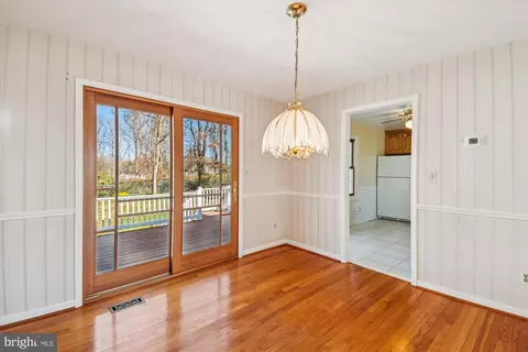1574 Melanie Rd, Pasadena, MD 21122 photo 7