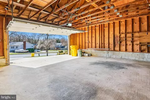 1574 Melanie Rd, Pasadena, MD 21122 photo 36