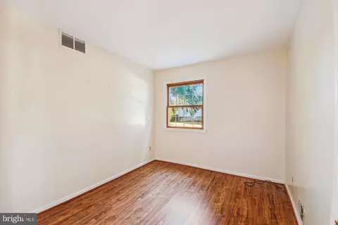 1574 Melanie Rd, Pasadena, MD 21122 photo 21