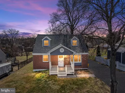 525 Greenwood Rd, Linthicum Heights, MD 21090