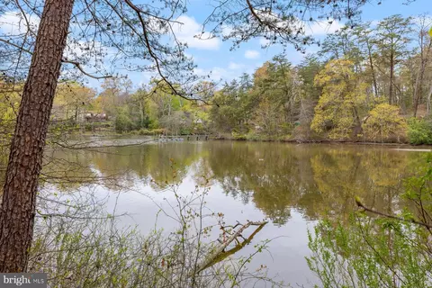 View/Area - 322 Piney Point Rd, Pasadena, MD 21122 photo 6 of 6