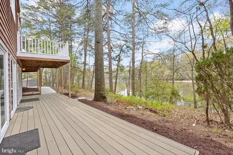 Exterior - 322 Piney Point Rd, Pasadena, MD 21122 photo 8 of 11