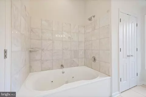 Bath - 322 Piney Point Rd, Pasadena, MD 21122 photo 1 of 3