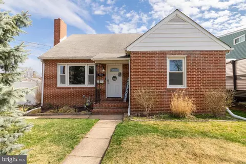 904 Lynvue Rd, Linthicum Heights, MD 21090