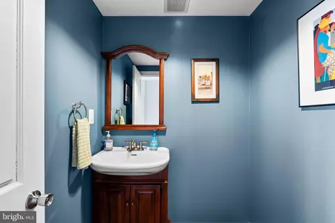 405 First St, Annapolis, MD 21403 photo 17