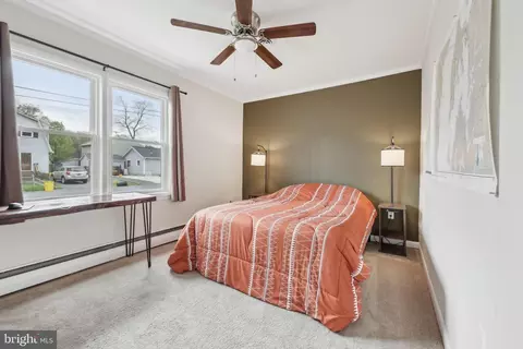 Bedroom - 1735 Fairhill Dr, Edgewater, MD 21037 photo 1 of 4