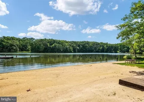 View/Area - 1735 Fairhill Dr, Edgewater, MD 21037 photo 2 of 3