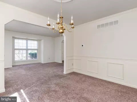 Living - 1819 Hillburne Way, Crofton, MD 21114 photo 4 of 8