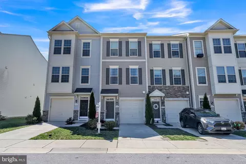 8181 Hollow Ct, Severn, MD 21144