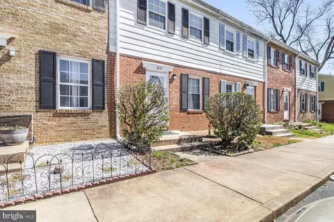 8227 Stewarton Ct, Severn, MD 21144