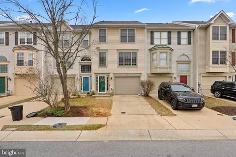 8604 Woodland Manor Dr, Laurel, MD 20724