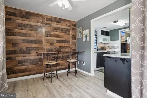 175 Seagull Dr, Pasadena, MD 21122 photo 2