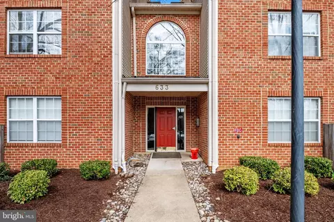 633 Admiral Dr #406, Annapolis, MD 21401