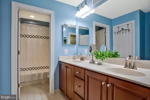 802 Phyllis St, Odenton, MD 21113 photo 21