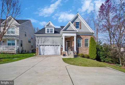 802 Phyllis St, Odenton, MD 21113
