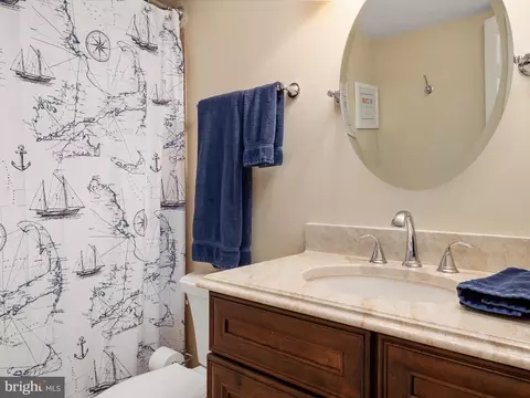 Bath - 532 Moorings Cir, Arnold, MD 21012 photo 4 of 4