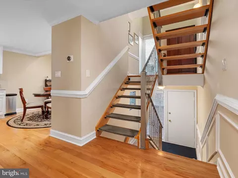 Entry Way - 532 Moorings Cir, Arnold, MD 21012 photo 1 of 3