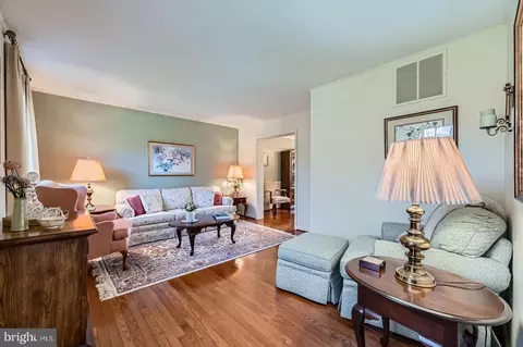 191 Oak Dr, Pasadena, MD 21122 photo 20