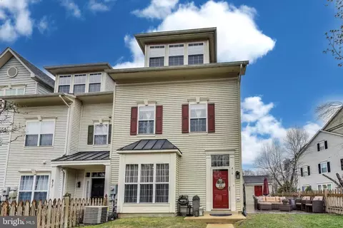 815 Herring Creek Ct, Odenton, MD 21113