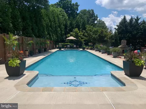 Exterior - 8931 Sahalee Ct, Pasadena, MD 21122 photo 9 of 18