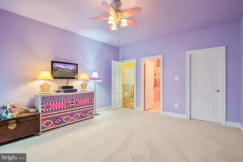 Bedroom - 8931 Sahalee Ct, Pasadena, MD 21122 photo 5 of 8