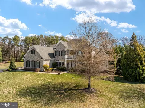 Exterior - 8931 Sahalee Ct, Pasadena, MD 21122 photo 5 of 18