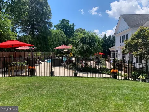 Exterior - 8931 Sahalee Ct, Pasadena, MD 21122 photo 13 of 18