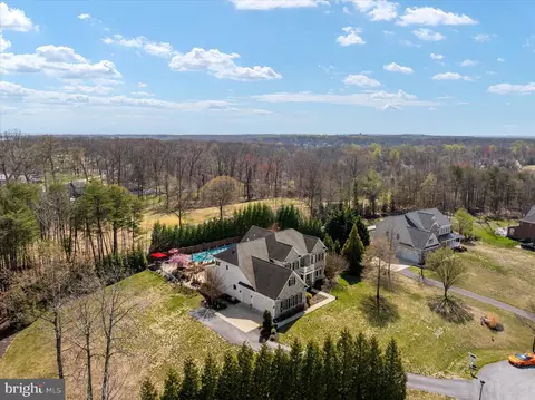 View/Area - 8931 Sahalee Ct, Pasadena, MD 21122 photo 9 of 13