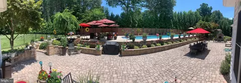 Exterior - 8931 Sahalee Ct, Pasadena, MD 21122 photo 16 of 18