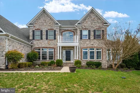 Exterior - 8931 Sahalee Ct, Pasadena, MD 21122 photo 7 of 18