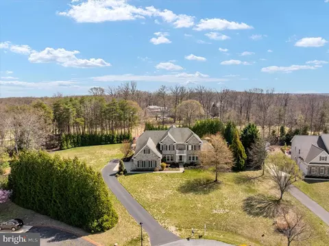 View/Area - 8931 Sahalee Ct, Pasadena, MD 21122 photo 1 of 13
