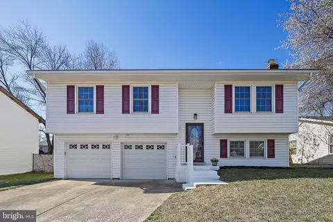 1911 Champlain Dr, Severn, MD 21144